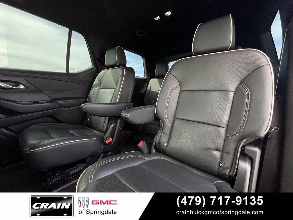 Used 2023 Chevrolet Traverse Premier AWD/4WD image 25