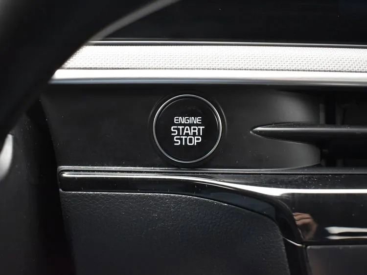 Used 2025 Kia K5 LXS image 28