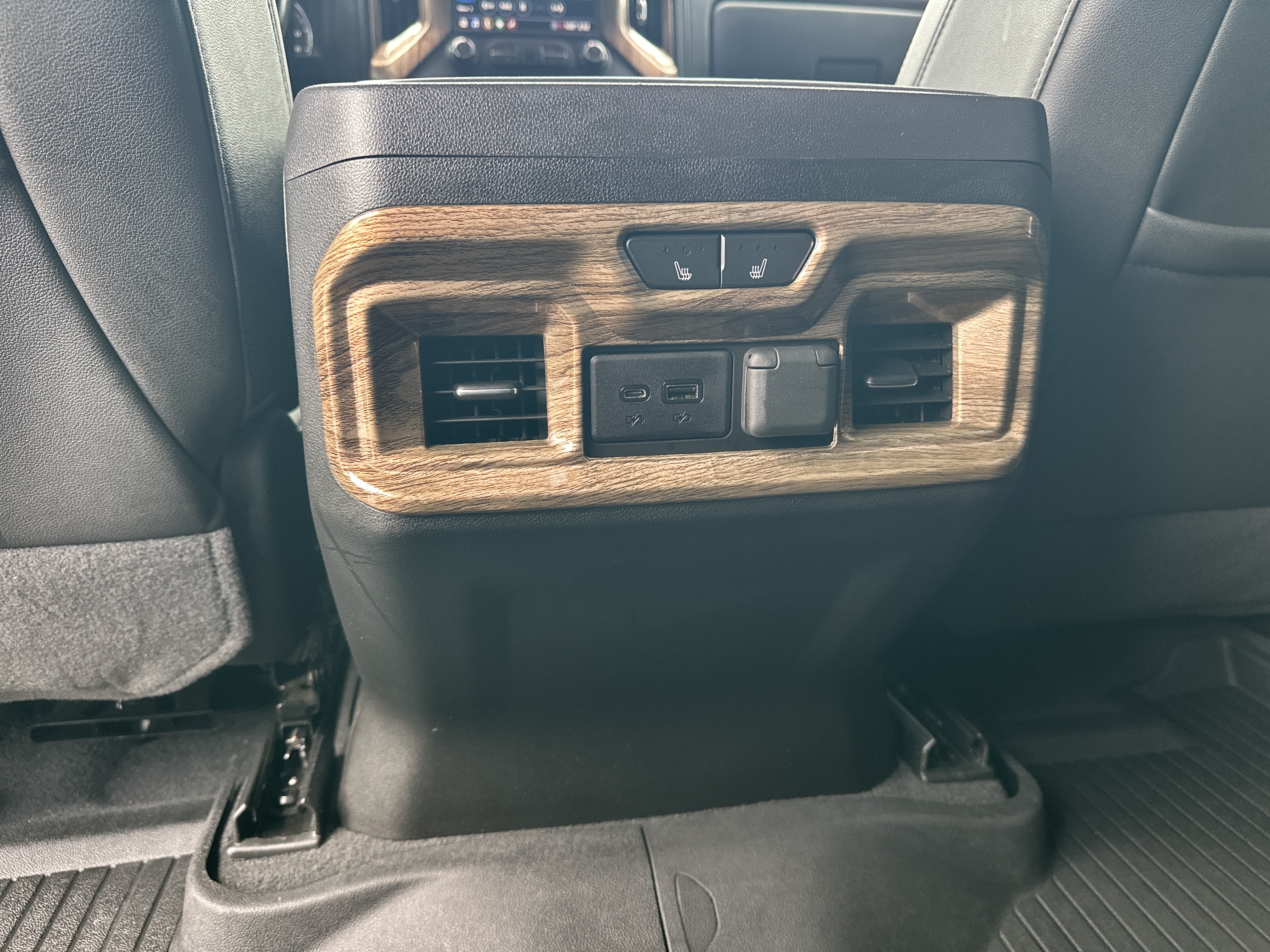 Used 2021 Chevrolet Silverado 1500 LTZ RWD image 22