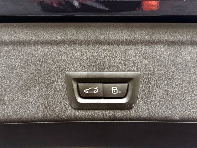 Used 2026 BMW X6 xDrive40i AWD/4WD image 12