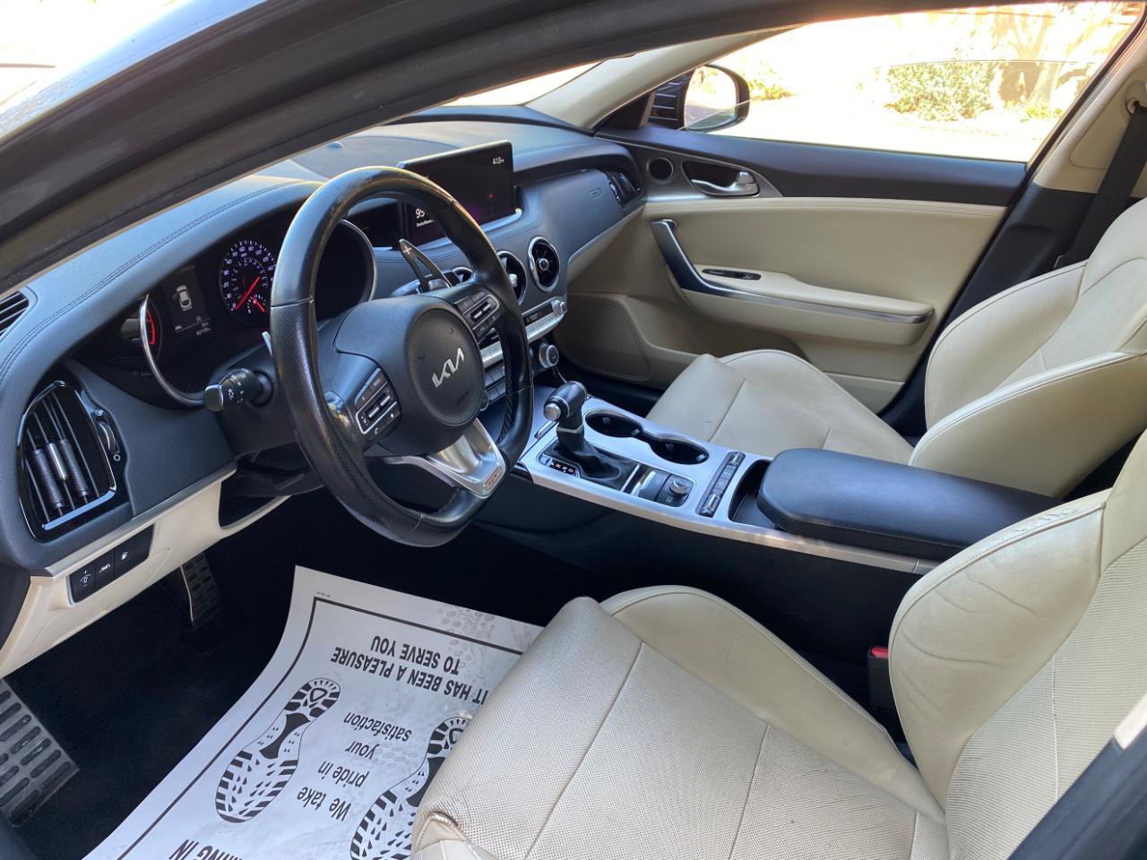 Used 2022 Kia Stinger GT1 RWD image 33