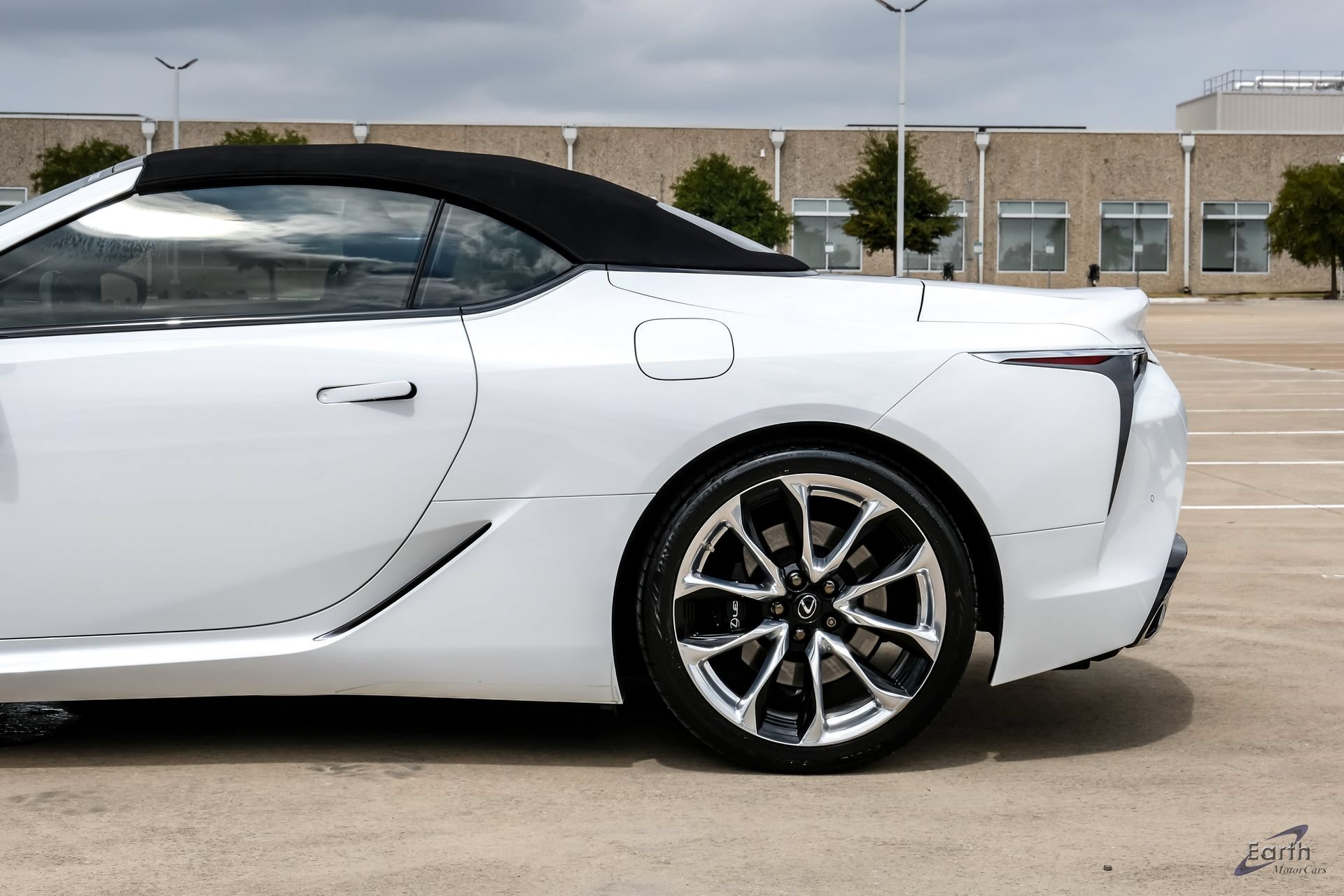 Used 2021 Lexus LC 500 Convertible w/ Touring Package RWD image 11