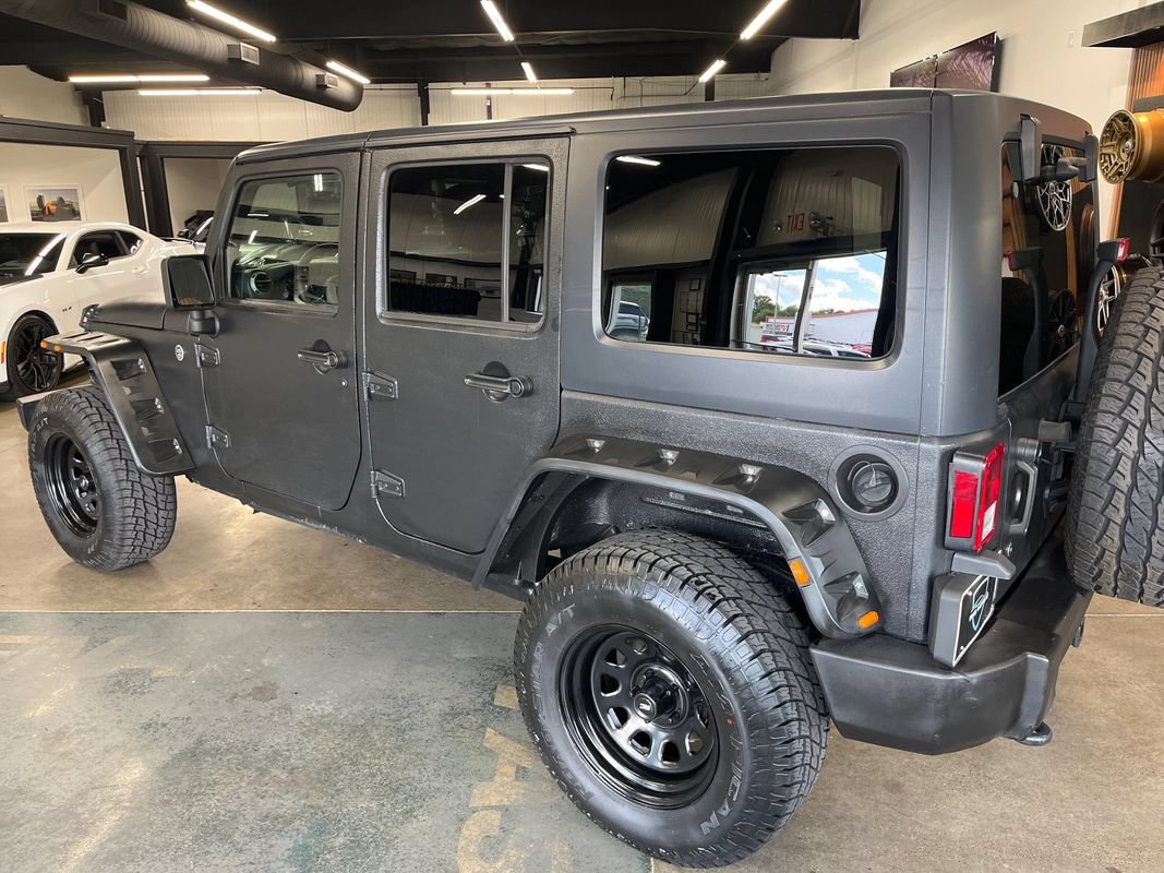 Used 2016 Jeep Wrangler Unlimited Sport AWD/4WD image 5