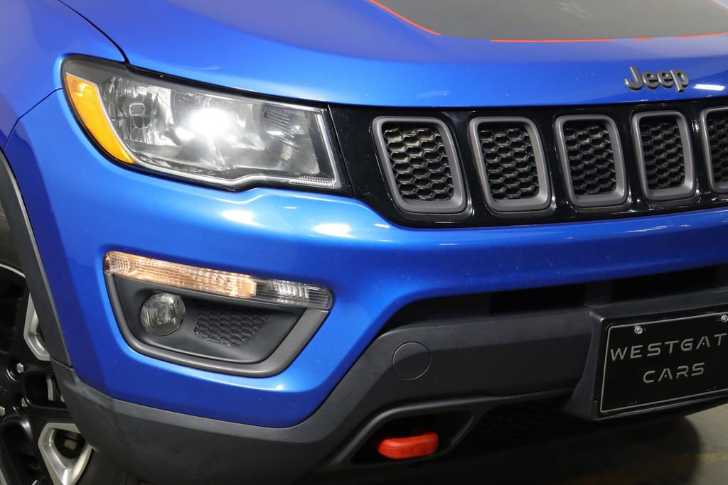 Used 2018 Jeep Compass Trailhawk w/ Cold Weather Group image 40