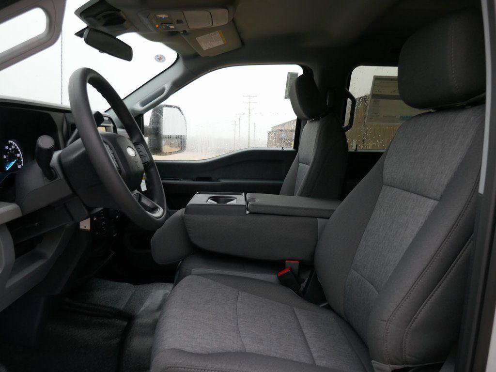 New 2026 Ford F250 XL w/ XL Off-Road Package image 18