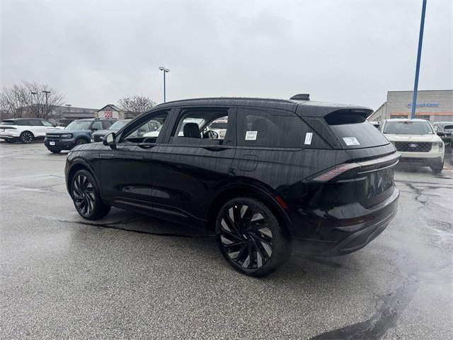 New 2026 Lincoln Nautilus Reserve w/ Jet Appearance Package image 7