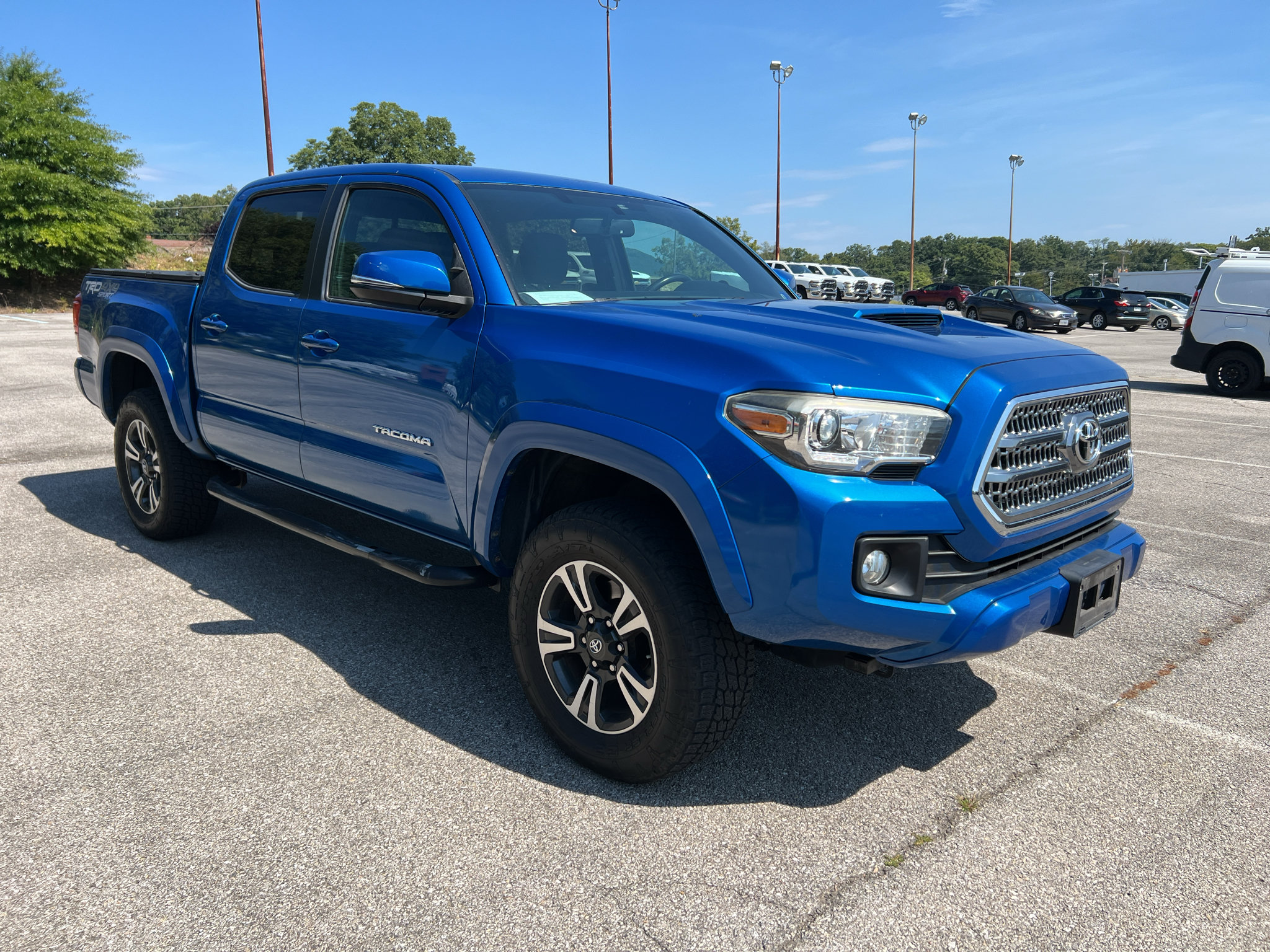 Used 2016 Toyota Tacoma TRD Sport w/ Towing Package