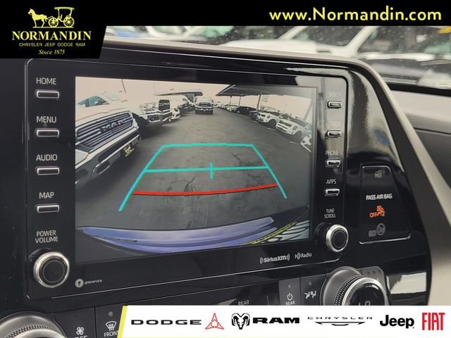 Used 2022 Toyota Highlander XLE FWD image 10
