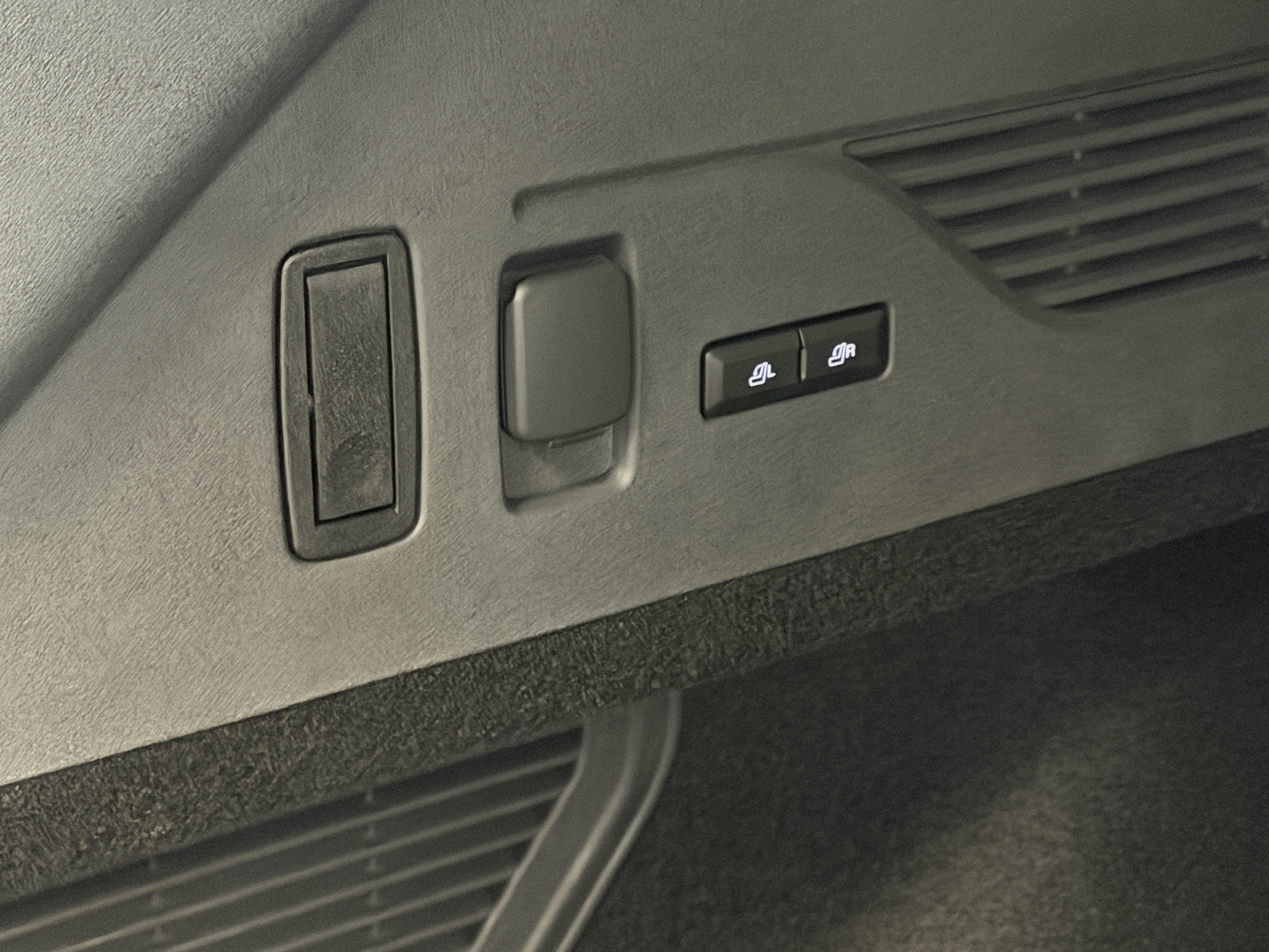 New 2026 Lincoln Nautilus Reserve AWD/4WD image 27