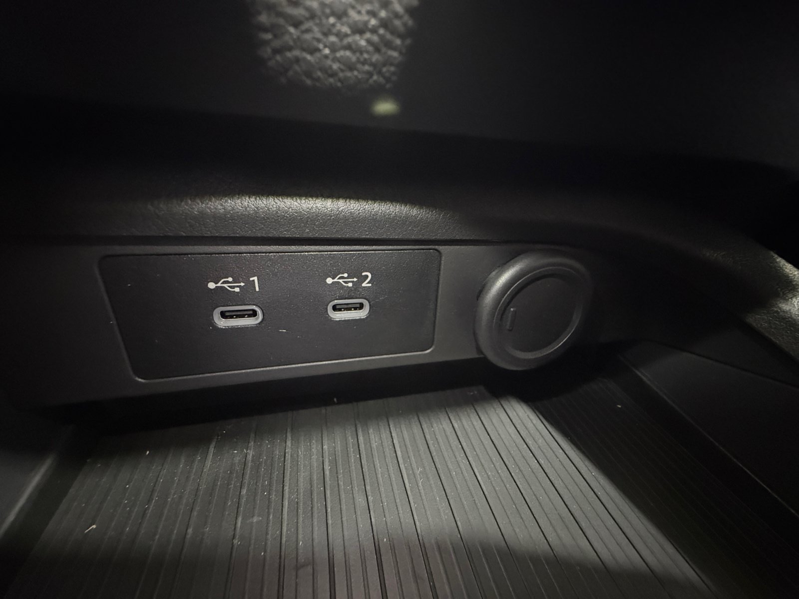 New 2026 Nissan Sentra SV w/ Floor Mat Package FWD image 31
