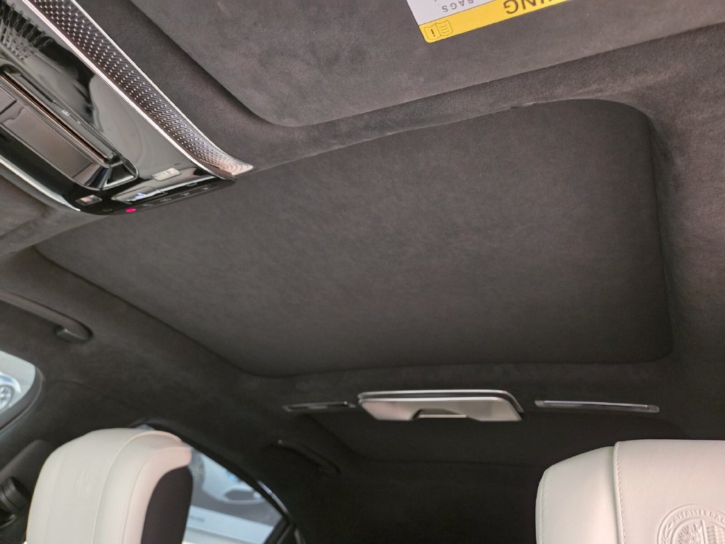 Used 2025 Mercedes-Benz S 63 AMG S image 17