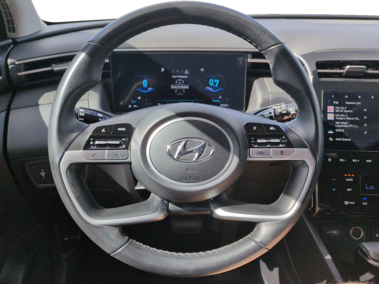 Used 2024 Hyundai Tucson SEL w/ Convenience Package FWD image 16