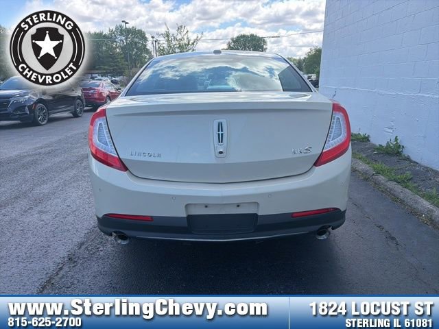 Used 2014 Lincoln MKS w/ Equipment Group 101A FWD image 4