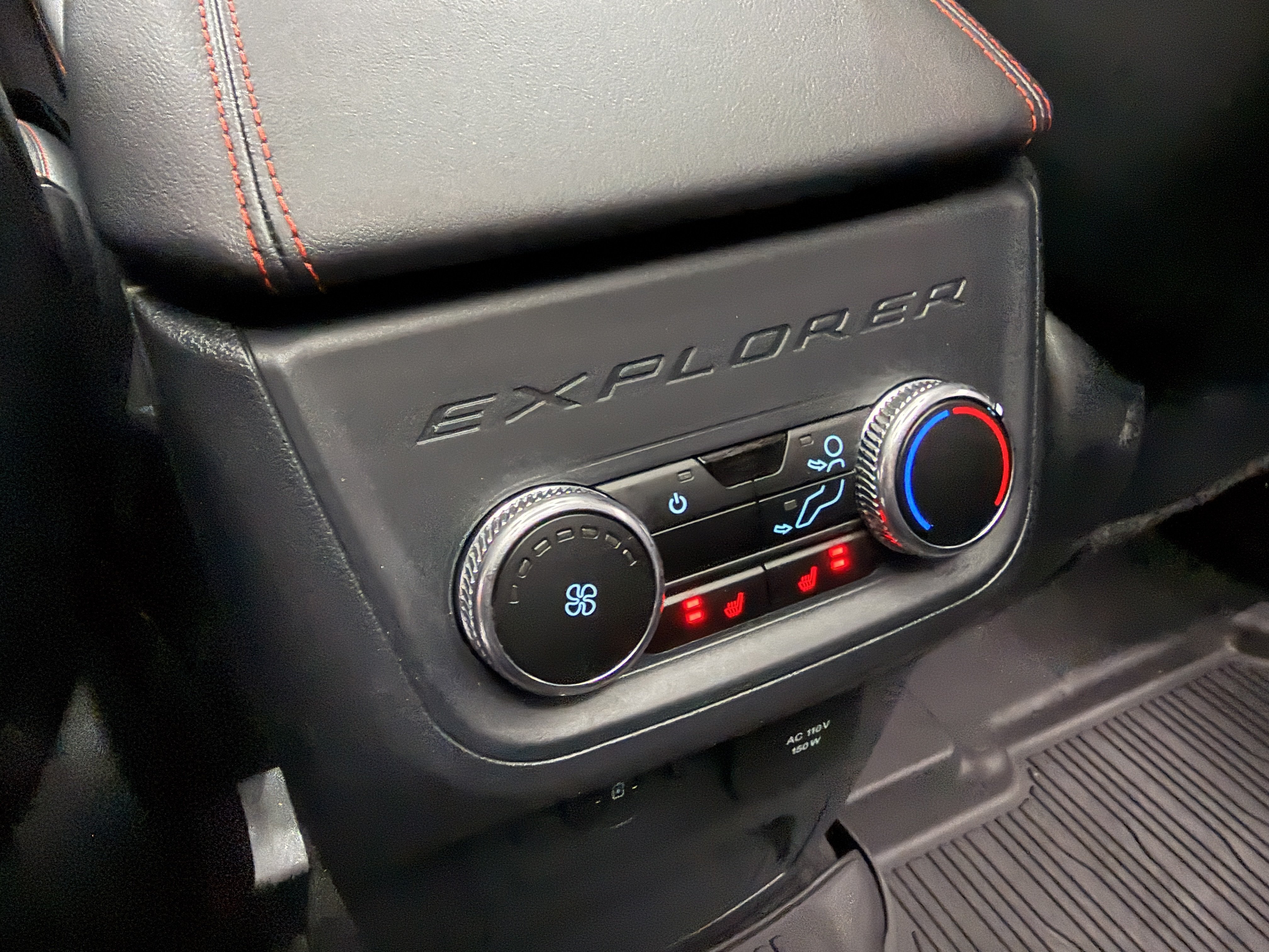 Used 2026 Ford Explorer ST-Line w/ ST-Line Street Pack AWD/4WD image 22