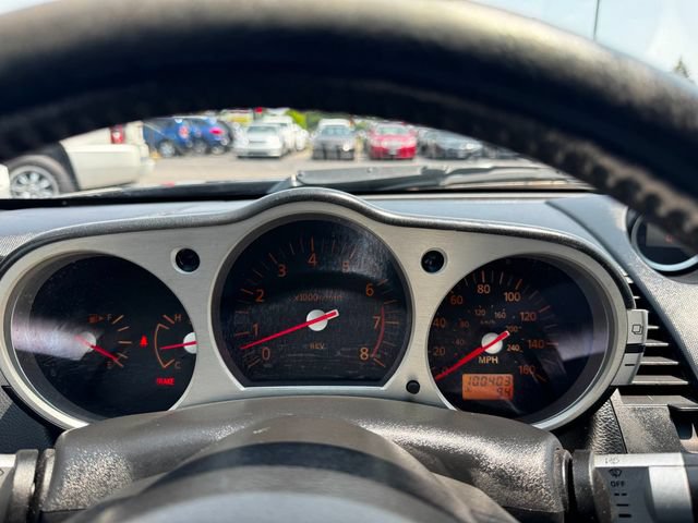 Used 2004 Nissan 350Z Touring RWD image 11