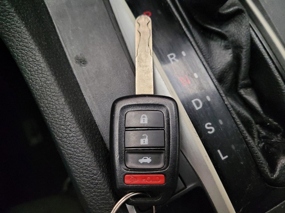 Used 2019 Honda Civic LX image 32