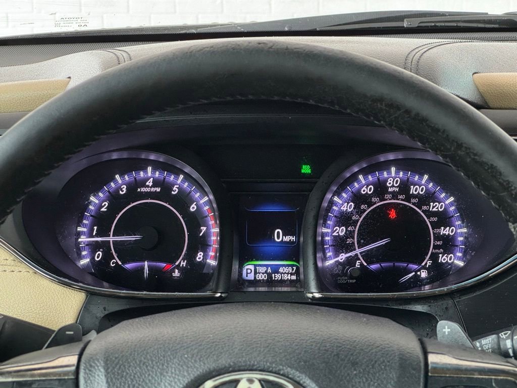 Used 2015 Toyota Avalon XLE Premium FWD image 28