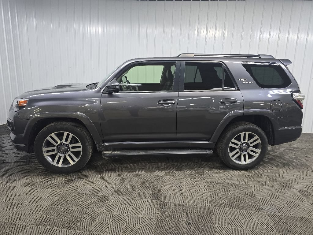 Used 2023 Toyota 4Runner TRD Sport AWD/4WD image 29