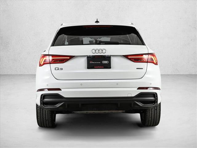 Certified 2025 Audi Q3 2.0T Premium w/ Convenience Package image 7