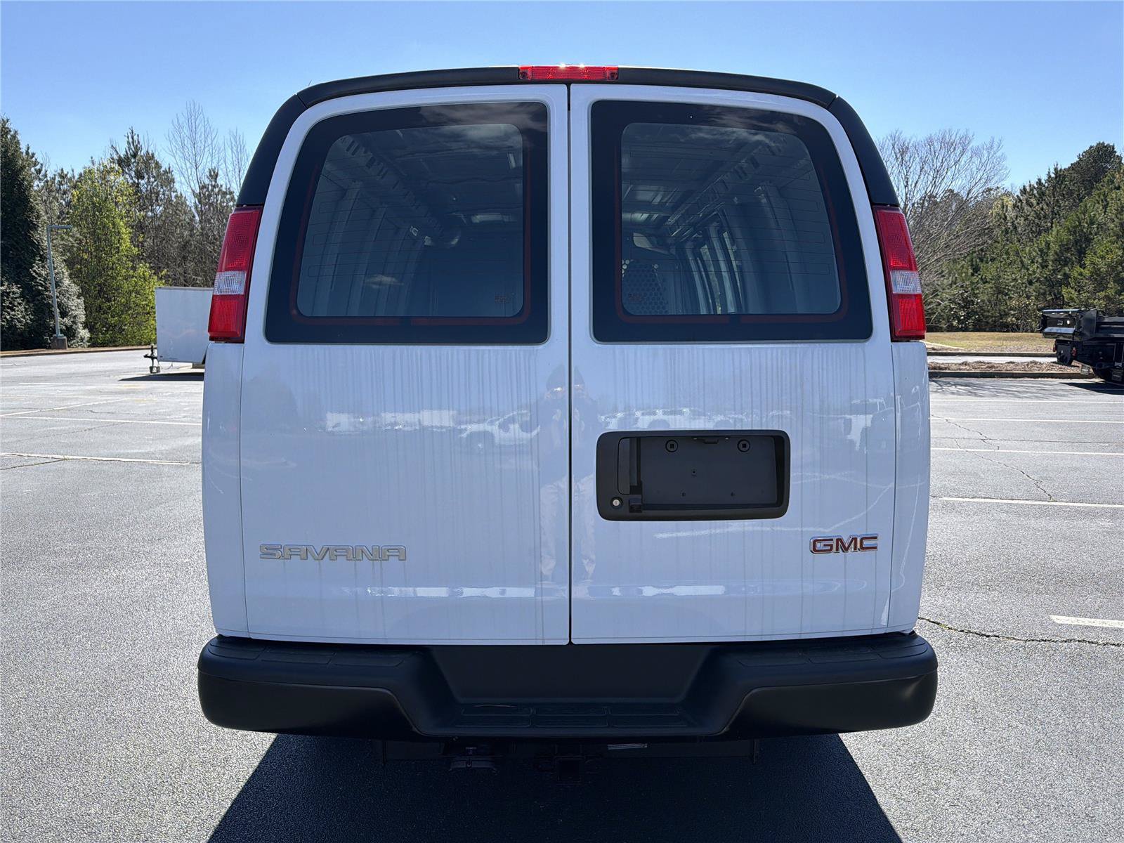 New 2025 GMC Savana 2500 w/ Driver Convenience Package RWD image 5