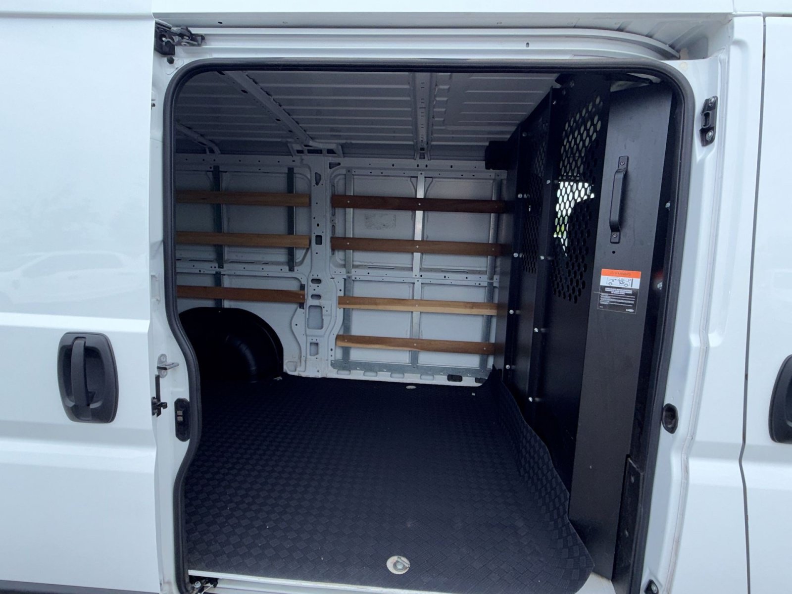 Used 2025 RAM ProMaster 2500 w/ U-Haul Equipment Group FWD image 23
