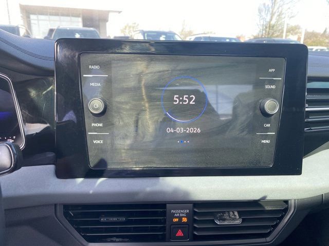 Used 2025 Volkswagen Jetta SE image 14