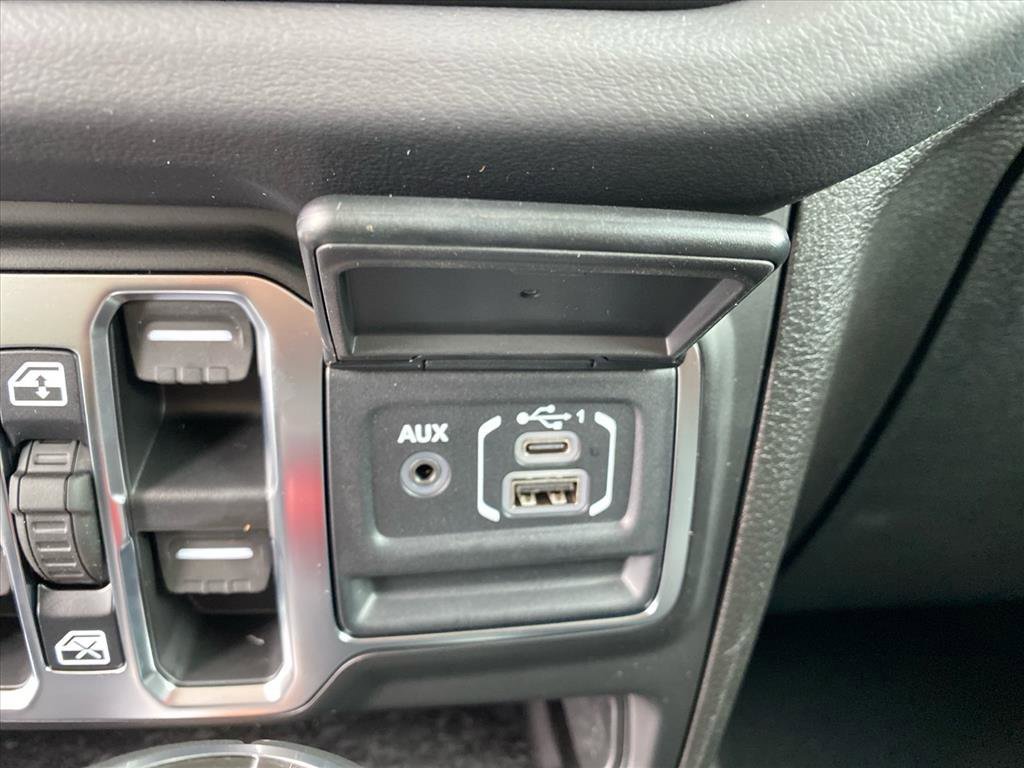 New 2026 Jeep Gladiator Sport AWD/4WD image 9