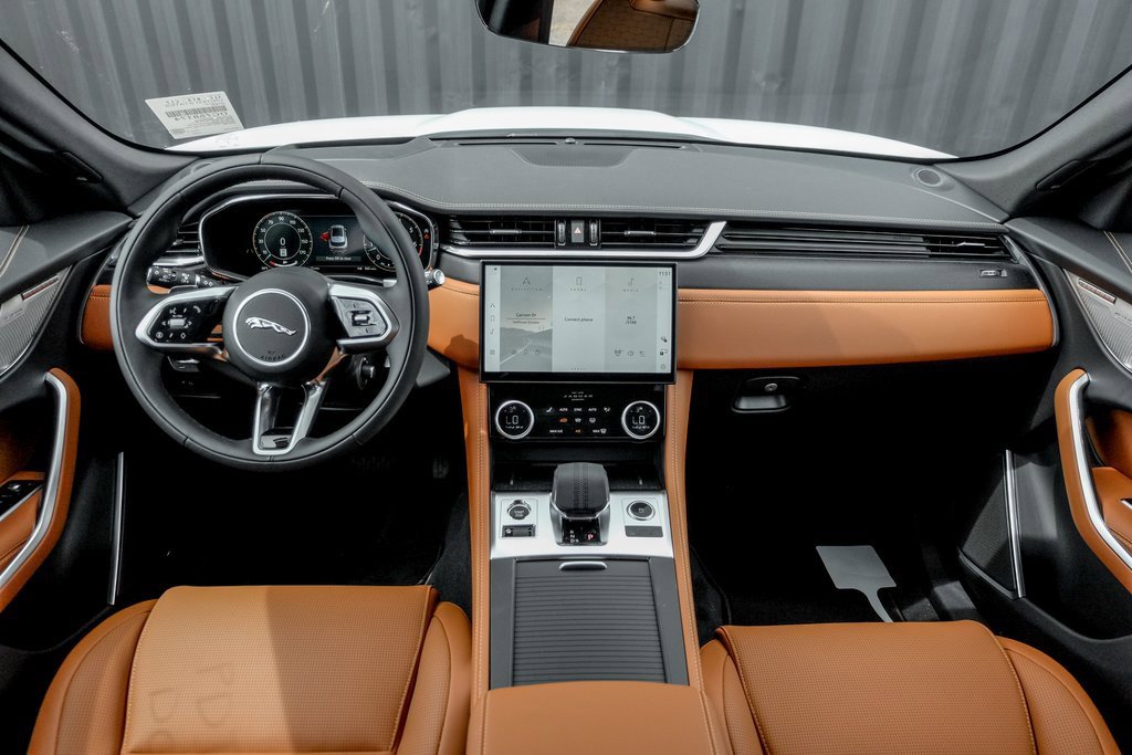 New 2026 Jaguar F-PACE R-Dynamic S image 19