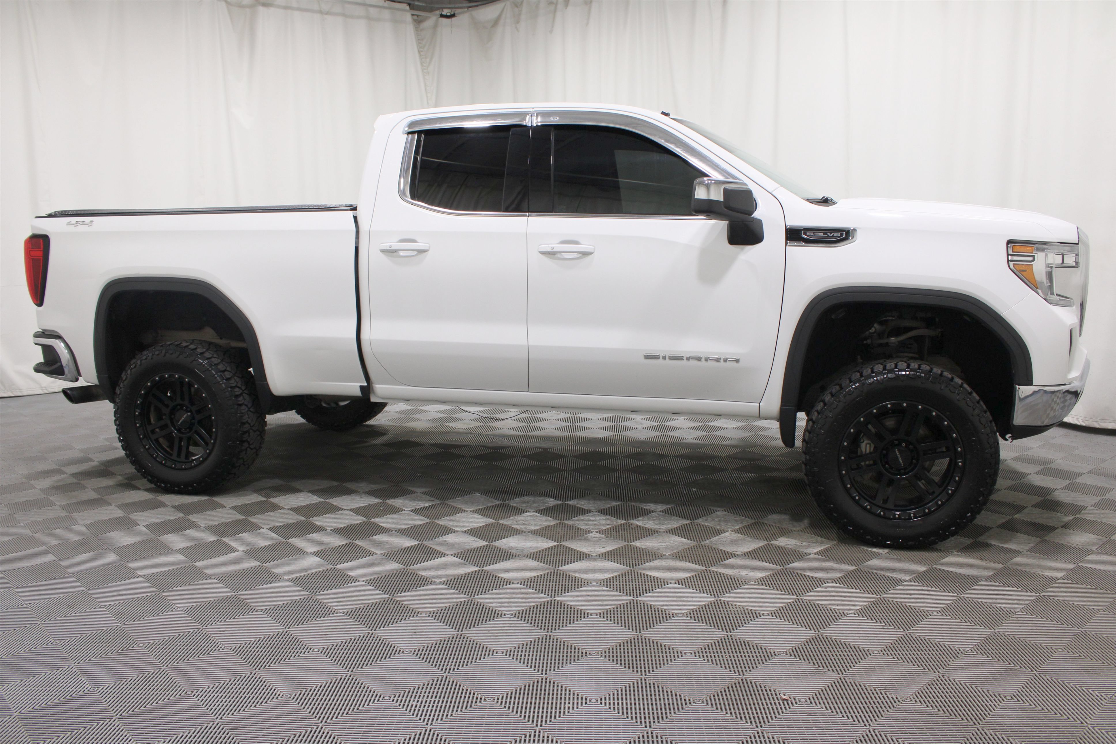 Used 2019 GMC Sierra 1500 SLE w/ SLE Value Package AWD/4WD image 26