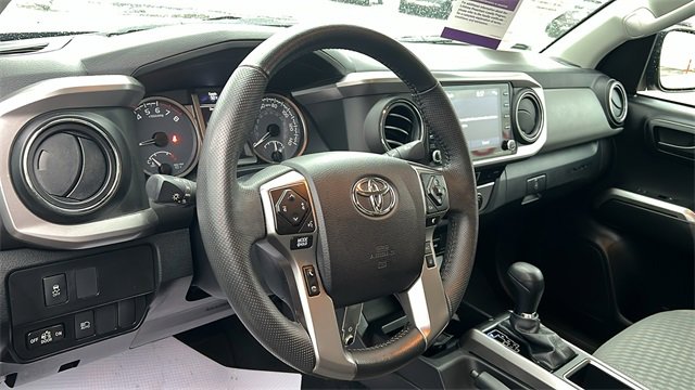 Certified 2022 Toyota Tacoma SR5 image 11