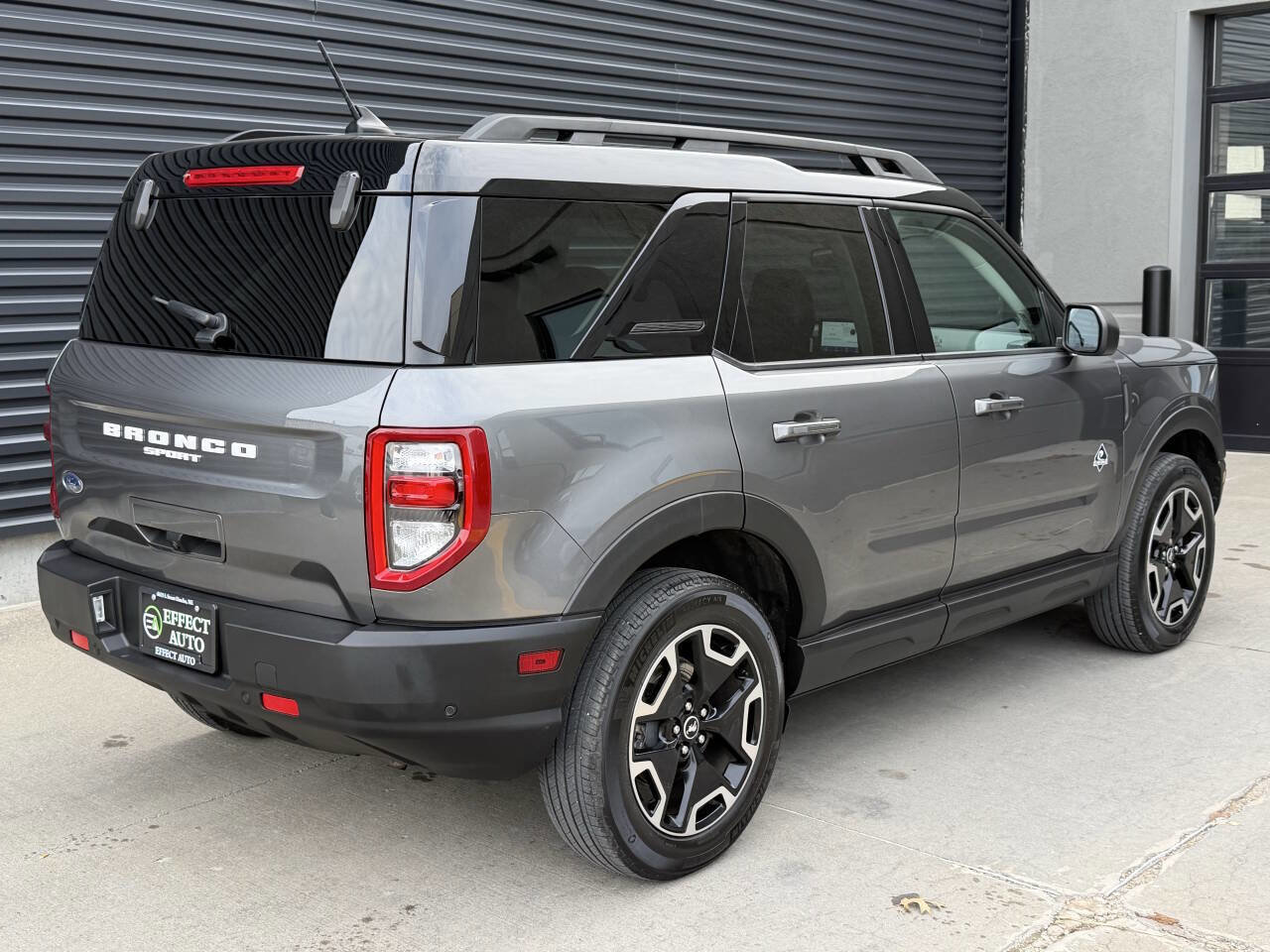 Used 2023 Ford Bronco Sport Outer Banks image 11