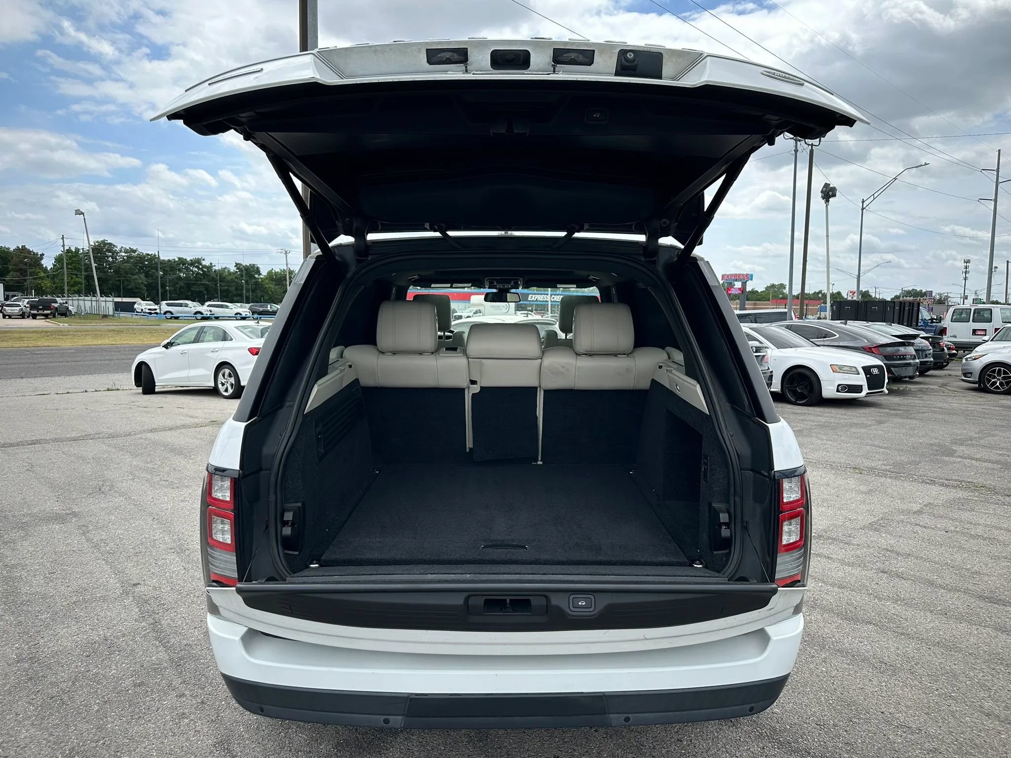 Used 2015 Land Rover Range Rover Long Wheelbase Supercharged AWD/4WD image 19