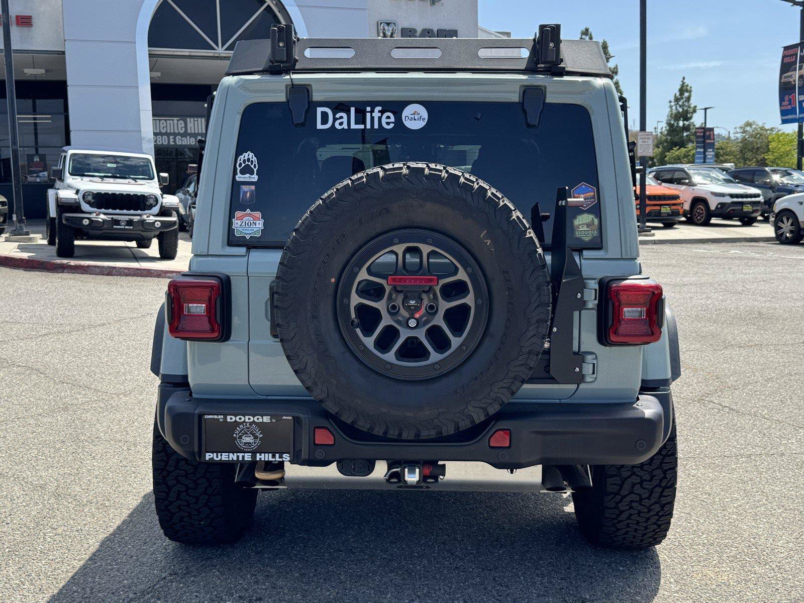 Certified 2023 Jeep Wrangler Unlimited Rubicon 392 w/ Xtreme Recon 35" Tire Package AWD/4WD image 5