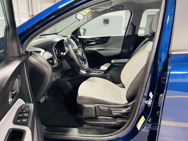 Used 2022 Chevrolet Equinox LS image 23