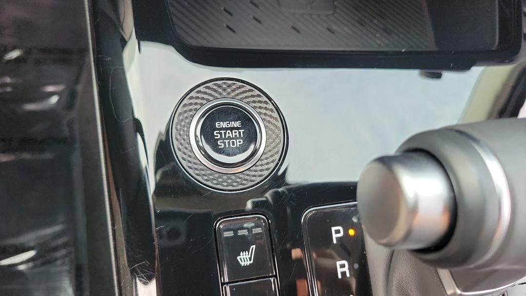 Used 2025 Kia Niro EX FWD image 26