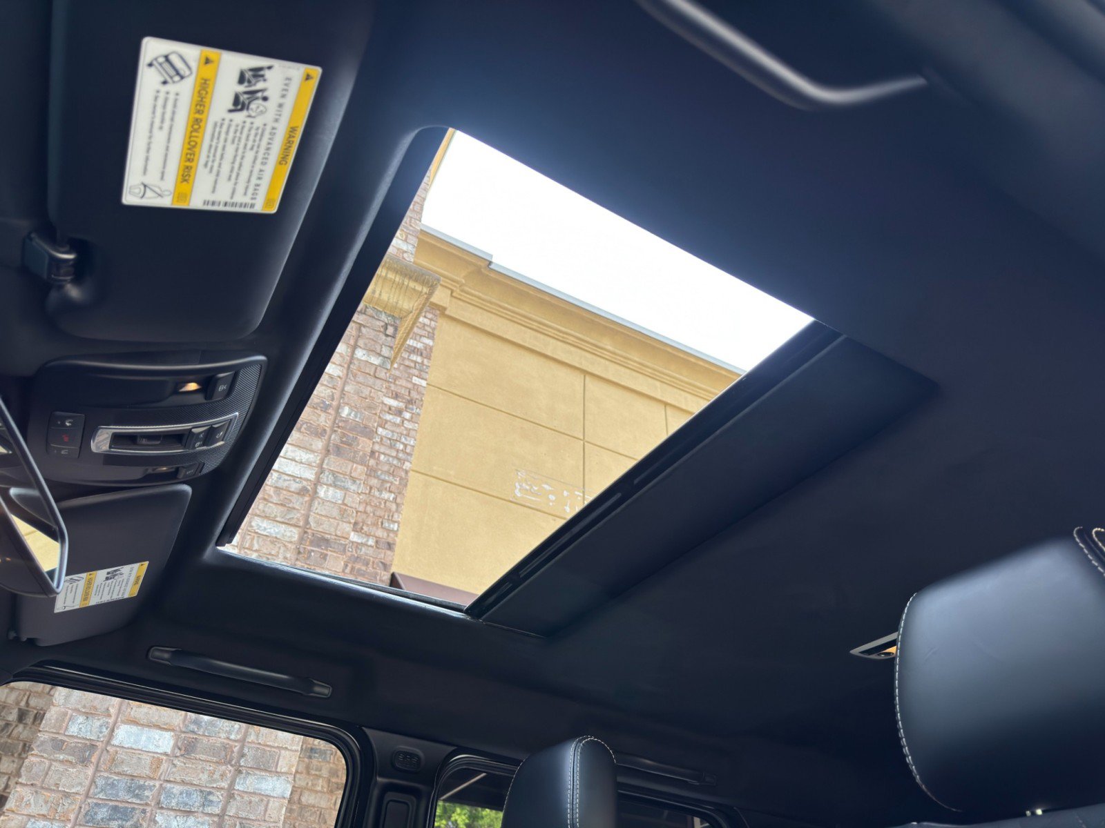 Used 2018 Mercedes-Benz G 550 Squared image 12