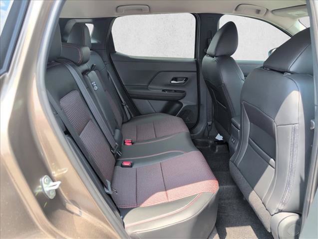 New 2025 Nissan Kicks SR w/ Illumination Package FWD image 20