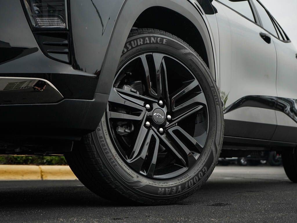 New 2026 Chevrolet Trax ACTIV w/ Driver Confidence Package FWD image 5