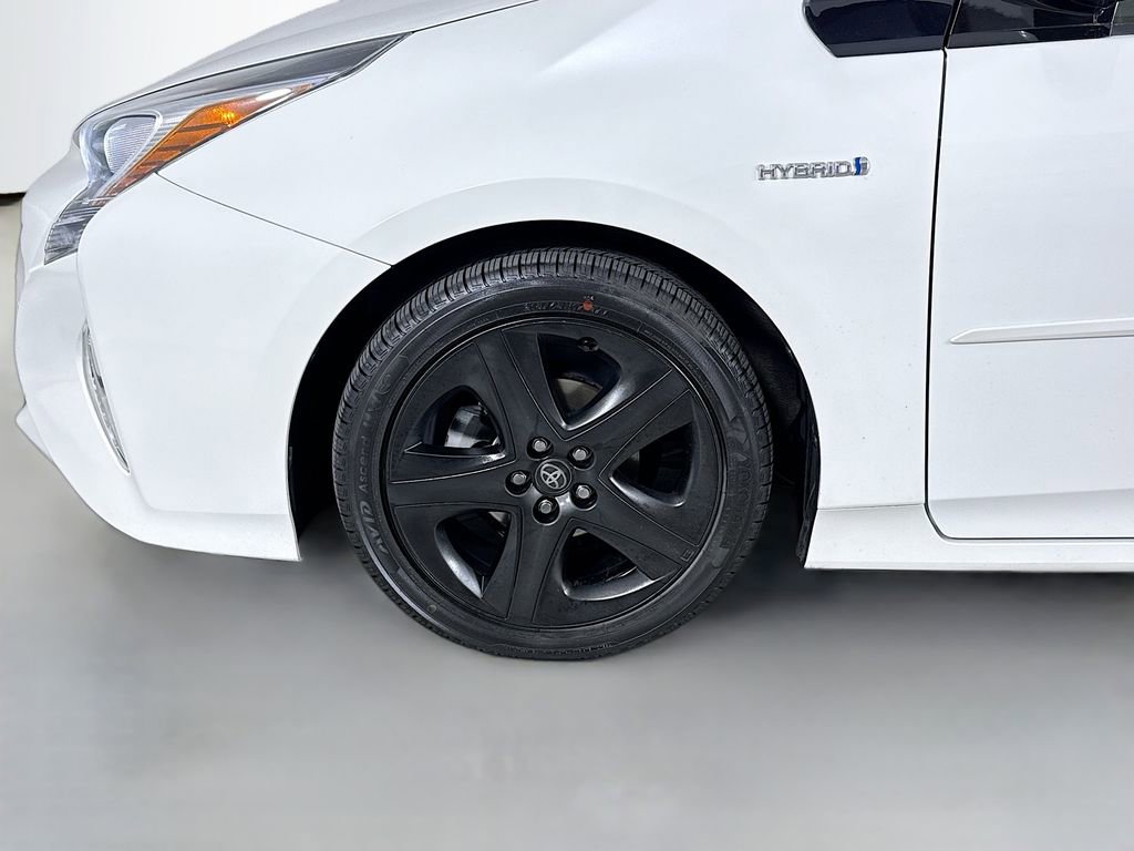 Certified 2016 Toyota Prius Three Touring image 33