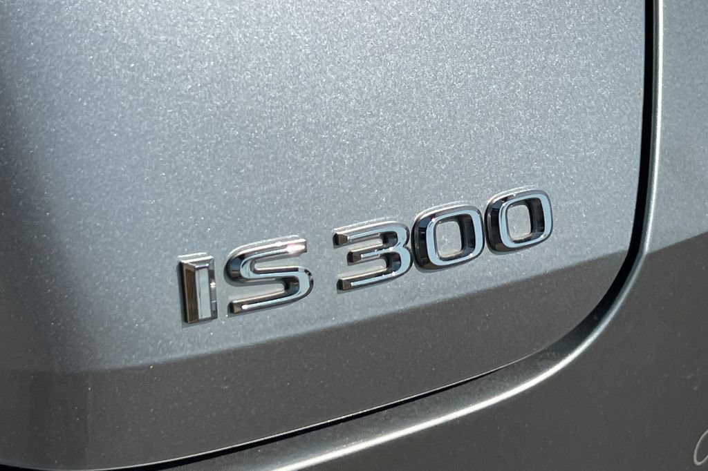Used 2023 Lexus IS 300 w/ Premium Package RWD image 29
