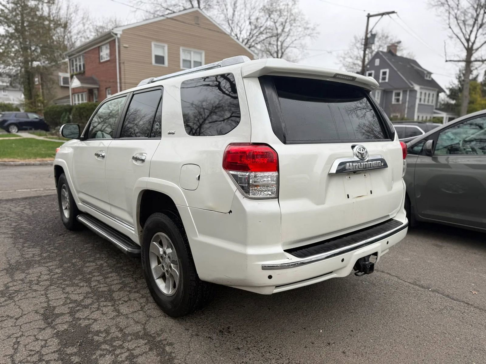 Used 2013 Toyota 4Runner SR5 w/ Convenience Pkg image 6