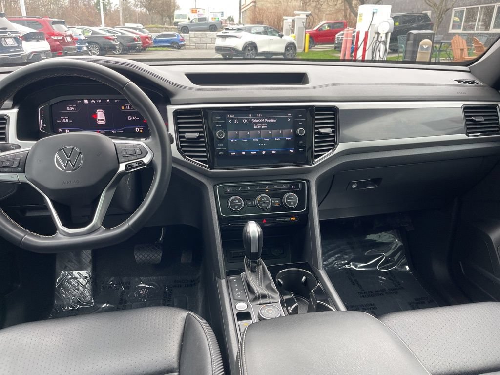 Used 2023 Volkswagen Atlas Cross Sport SEL AWD/4WD image 11