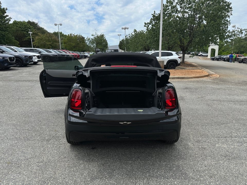 Used 2025 MINI Cooper S FWD image 18