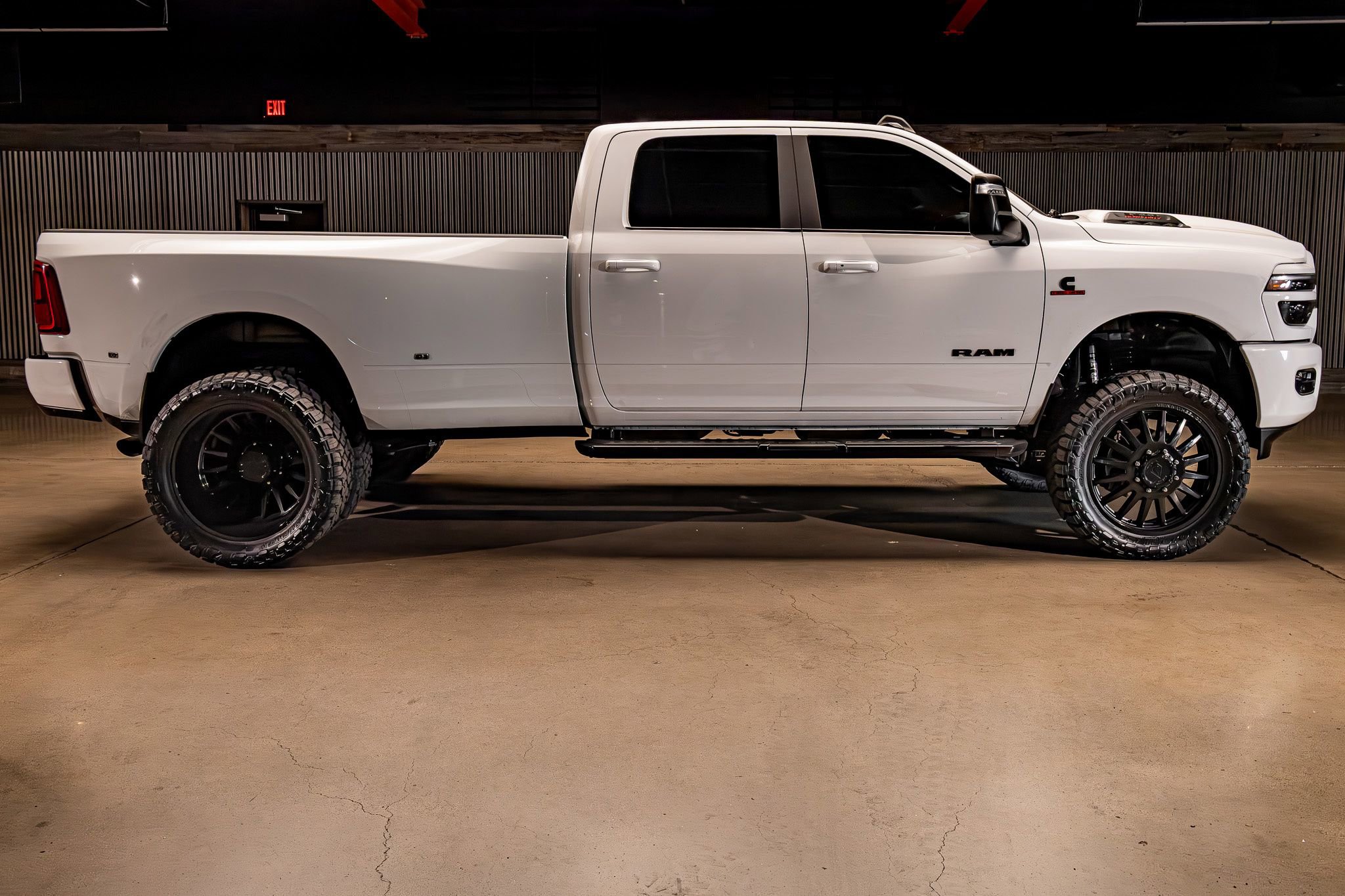 Used 2025 RAM 3500 Laramie w/ Night Edition AWD/4WD image 11