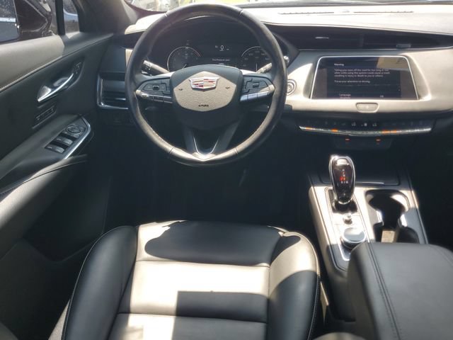Certified 2023 Cadillac XT4 Premium Luxury FWD image 17