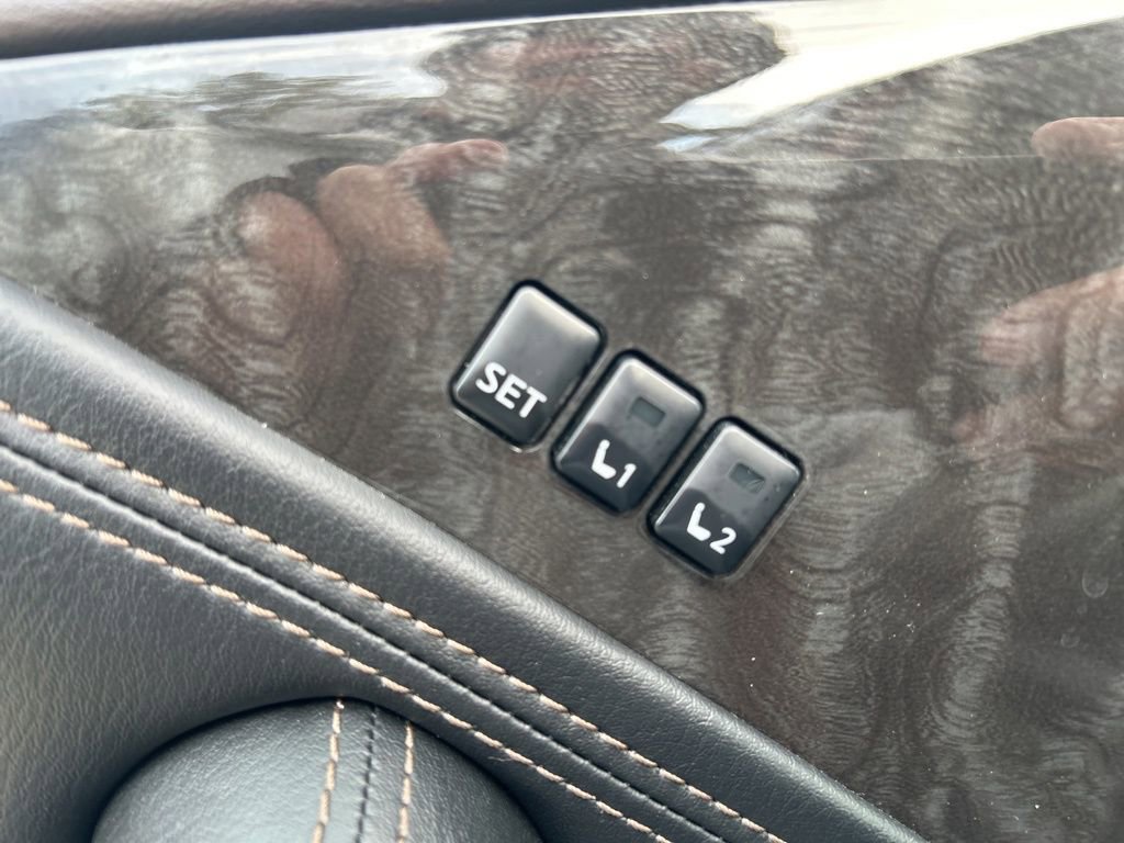 Certified 2024 Nissan Armada Platinum w/ Captain's Chairs Package image 23