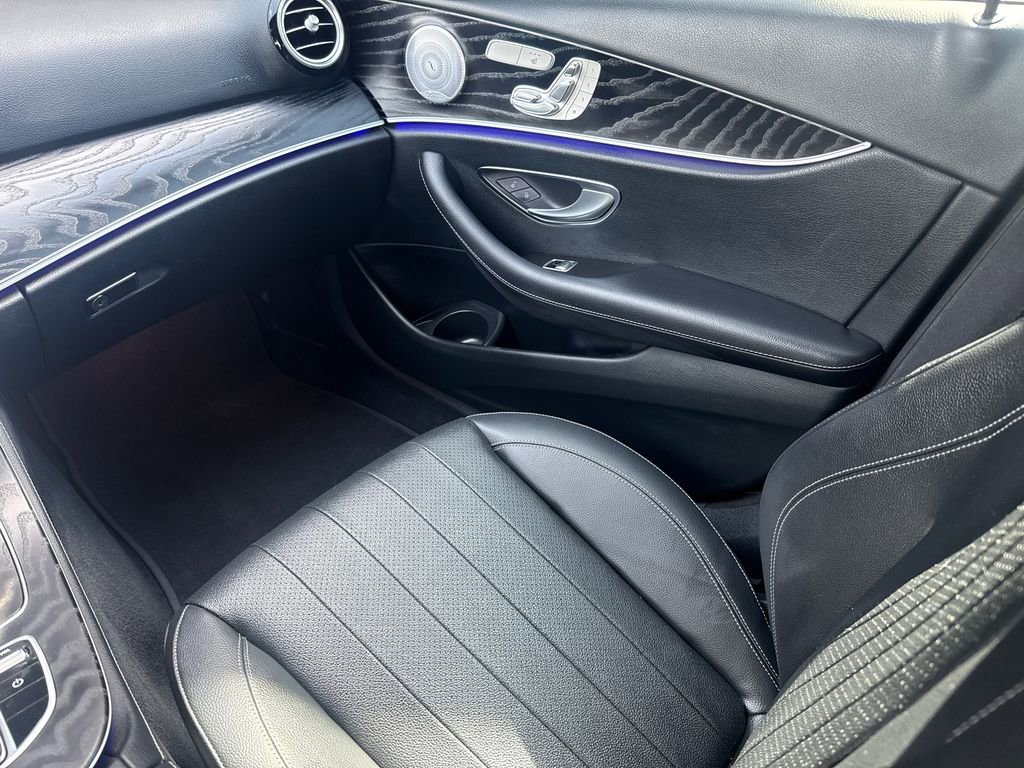 Used 2021 Mercedes-Benz E 350 Sedan image 15