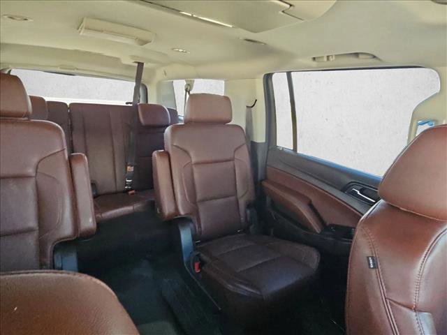 Used 2015 Chevrolet Suburban LTZ RWD image 14