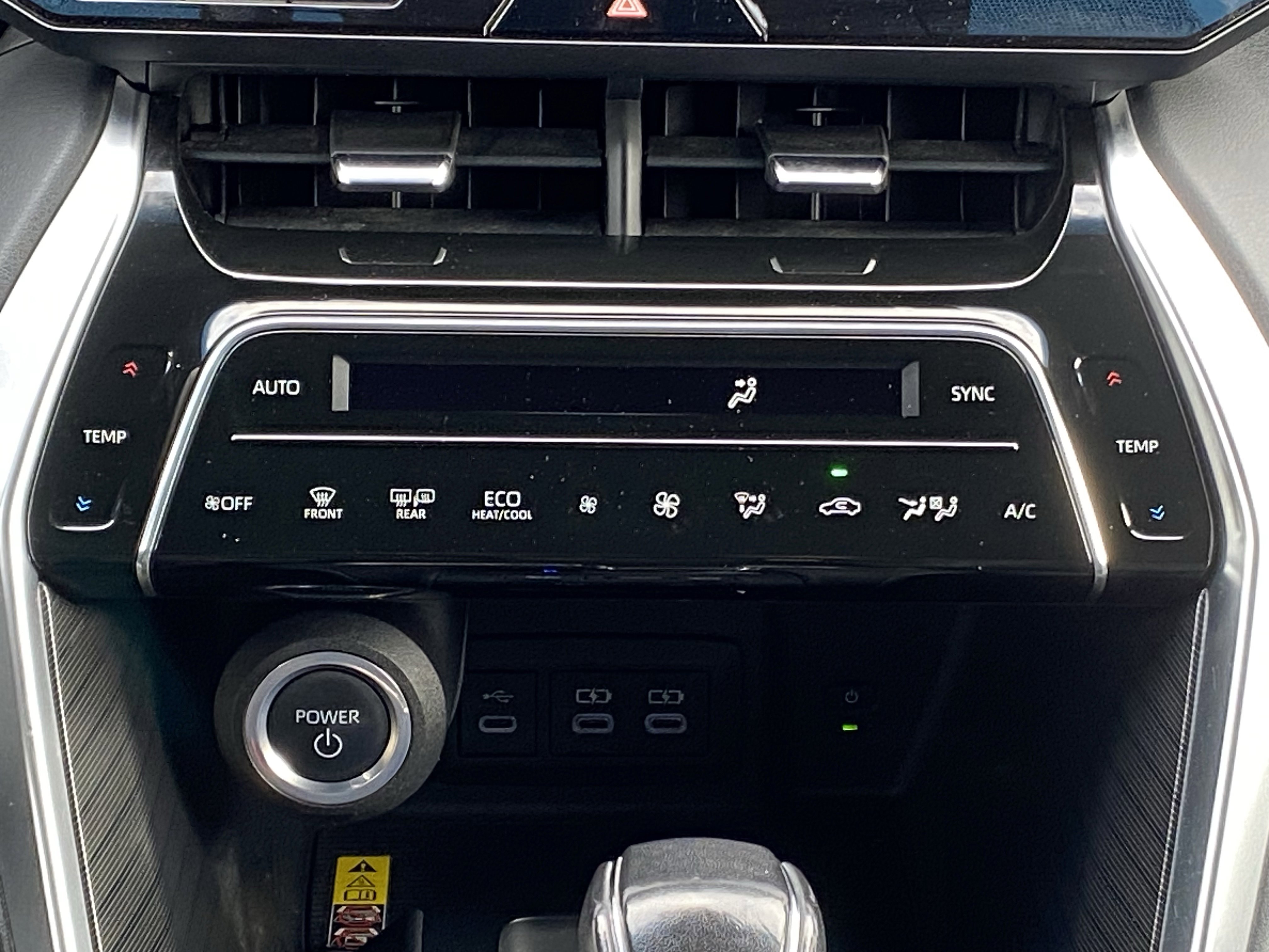 Certified 2024 Toyota Venza Nightshade image 14