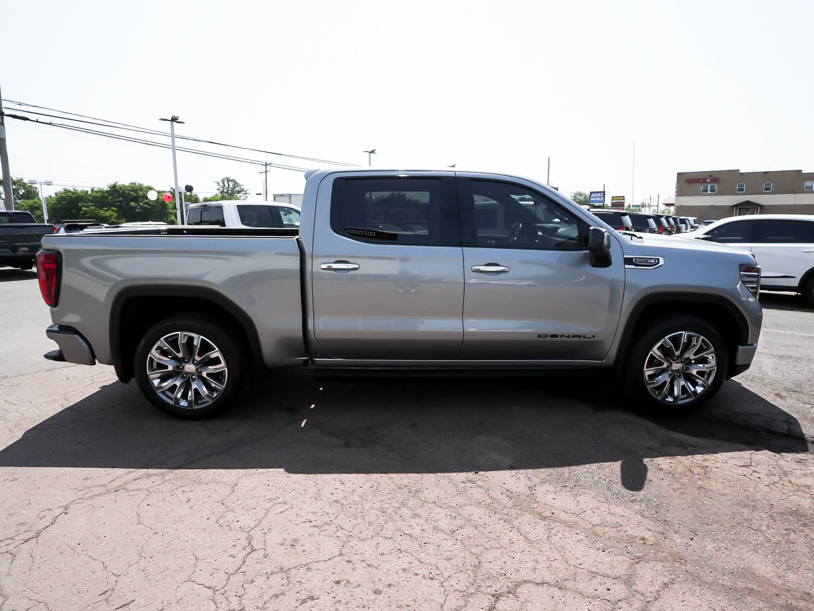 Used 2024 GMC Sierra 1500 Denali AWD/4WD image 7